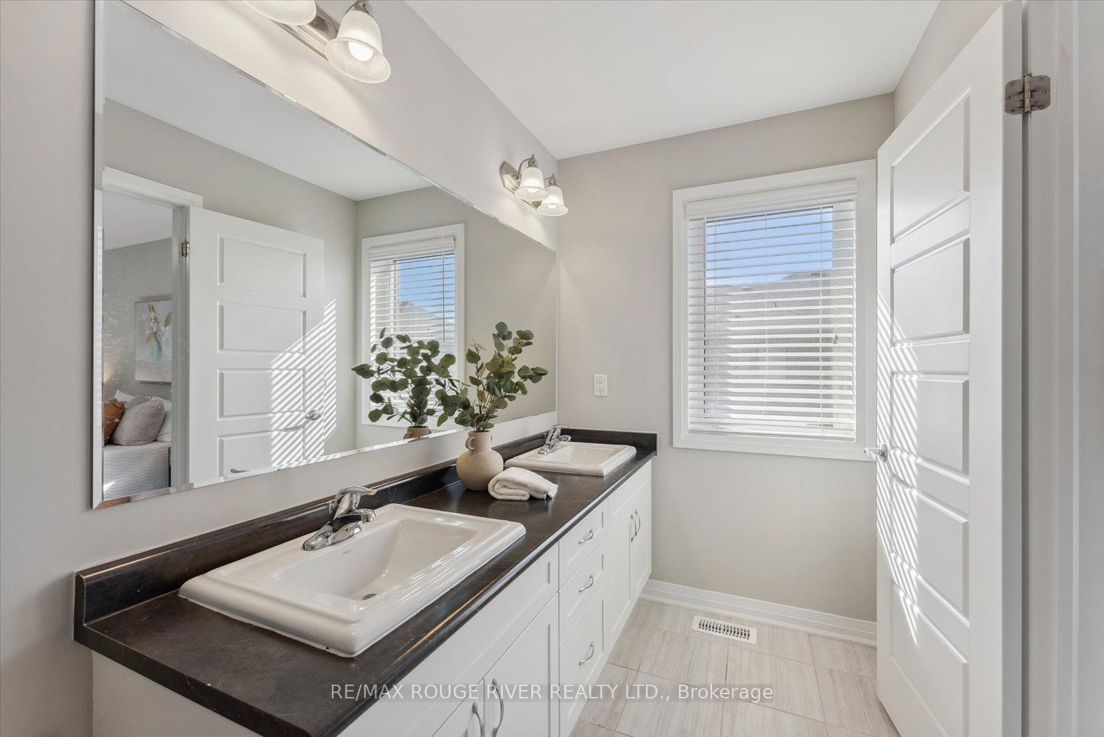Photo 42 of 59 Littlebeck Crescent, Whitby, Rural Whitby — HOMEH