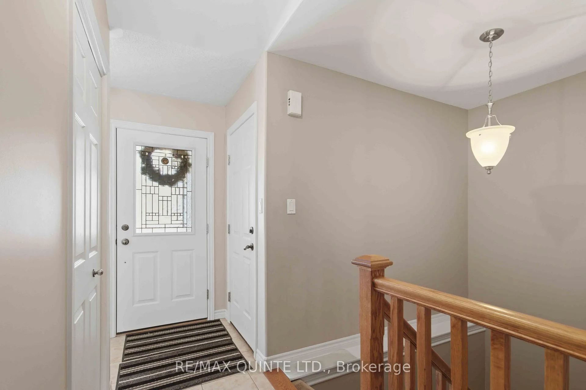 Photo 5 of 43 Gavey Street, Belleville, Thurlow Ward — HOMEH