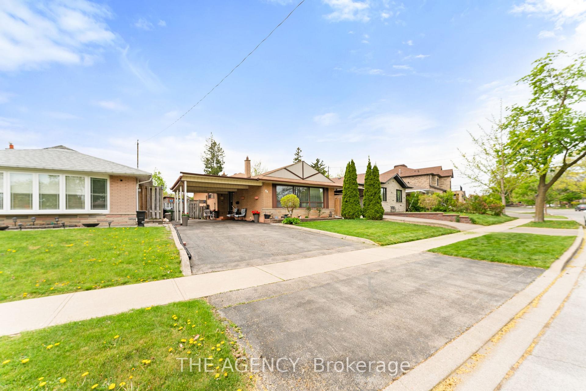 Photo 3 of 65 Barkwin Drive, Etobicoke, Thistletown-Beaumonde Heights — HOMEH