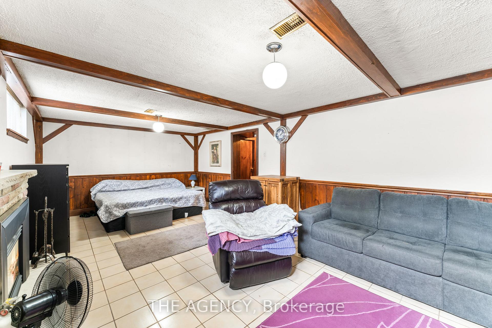 Photo 25 of 65 Barkwin Drive, Etobicoke, Thistletown-Beaumonde Heights — HOMEH