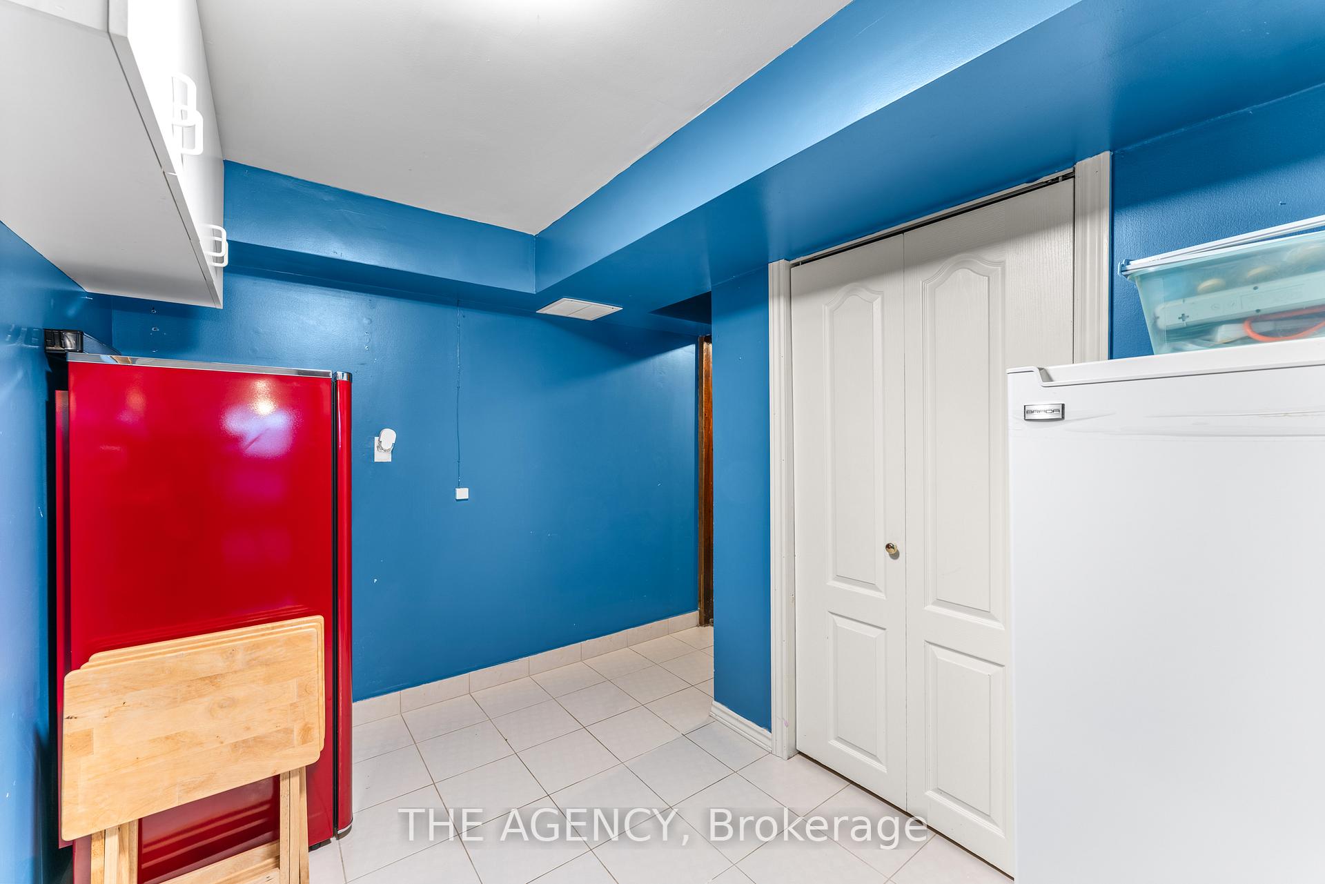 Photo 28 of 65 Barkwin Drive, Etobicoke, Thistletown-Beaumonde Heights — HOMEH