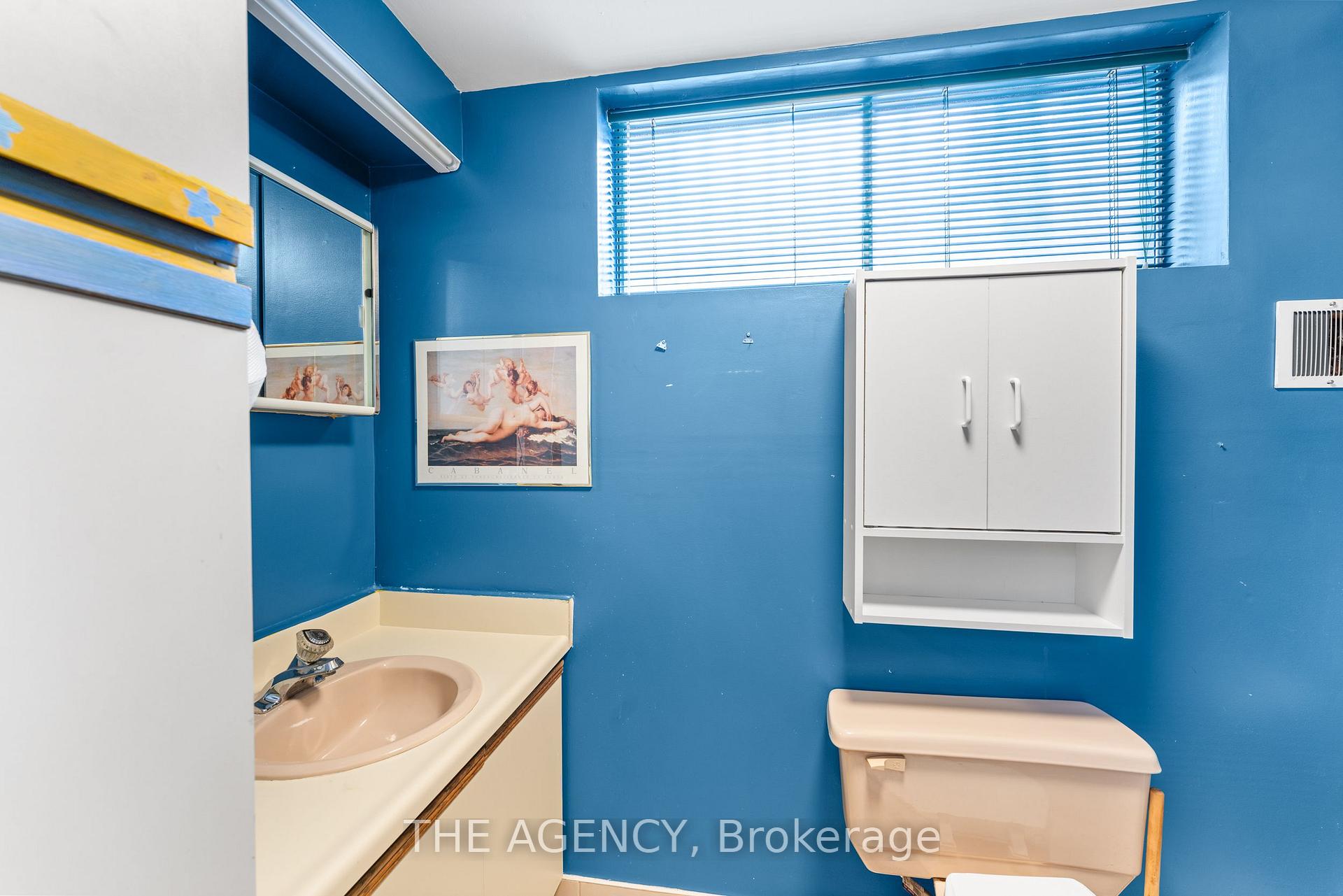 Photo 29 of 65 Barkwin Drive, Etobicoke, Thistletown-Beaumonde Heights — HOMEH