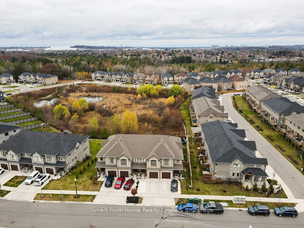 Photo 70 of 87 Hollybrook Trail, Kitchener — HOMEH