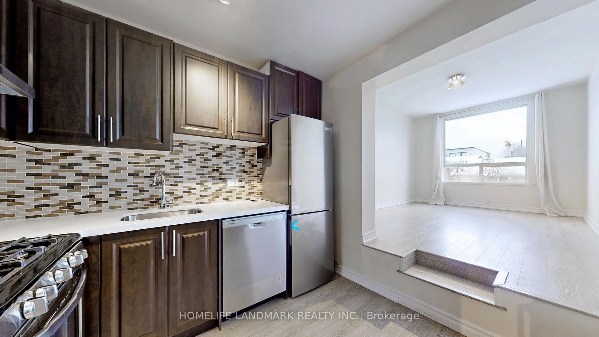 Photo 3 of Unit 2nd Fl, 255 Manning Avenue, Toronto, Palmerston-Little Italy — HOMEH