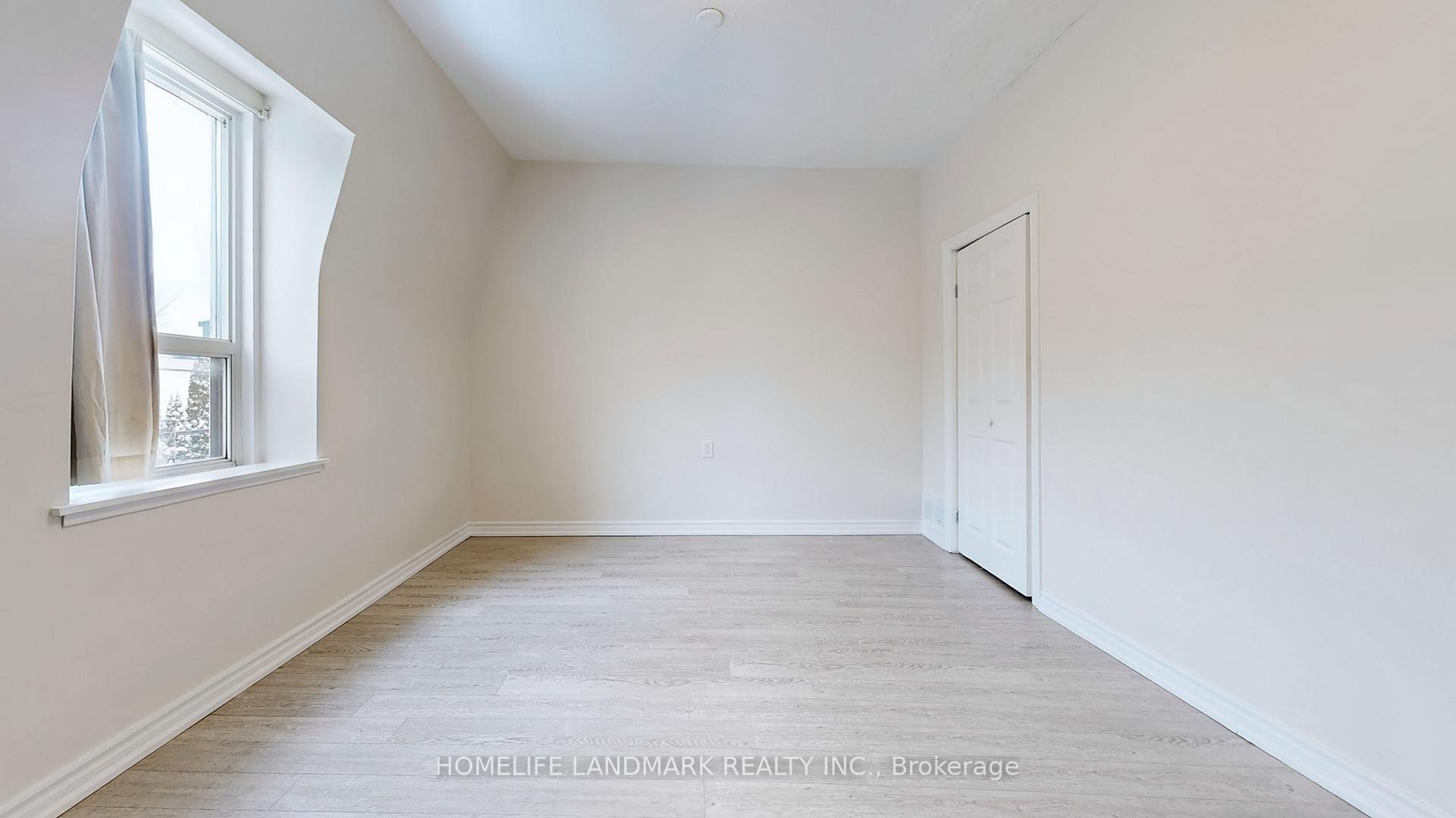 Photo 9 of Unit 2nd Fl, 255 Manning Avenue, Toronto, Palmerston-Little Italy — HOMEH