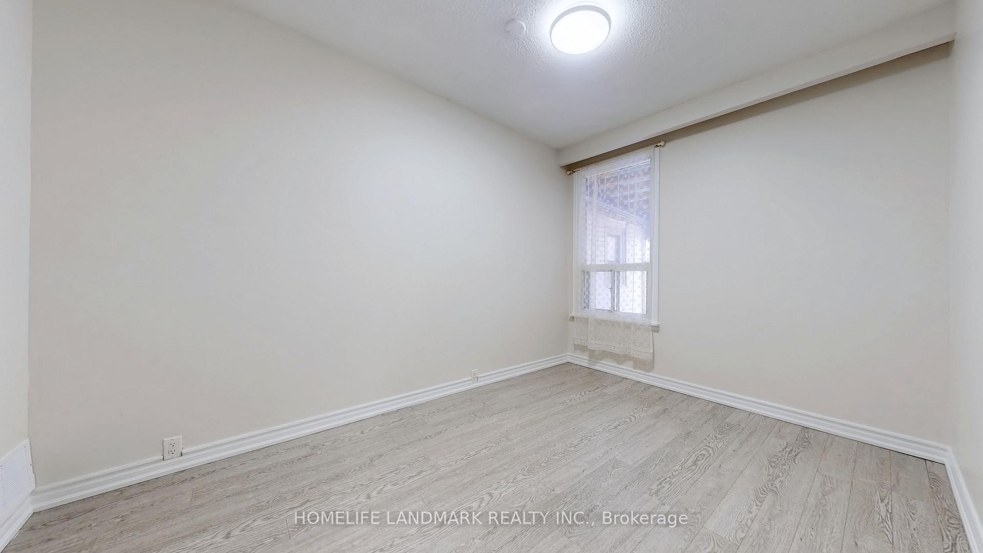 Photo 10 of Unit 2nd Fl, 255 Manning Avenue, Toronto, Palmerston-Little Italy — HOMEH