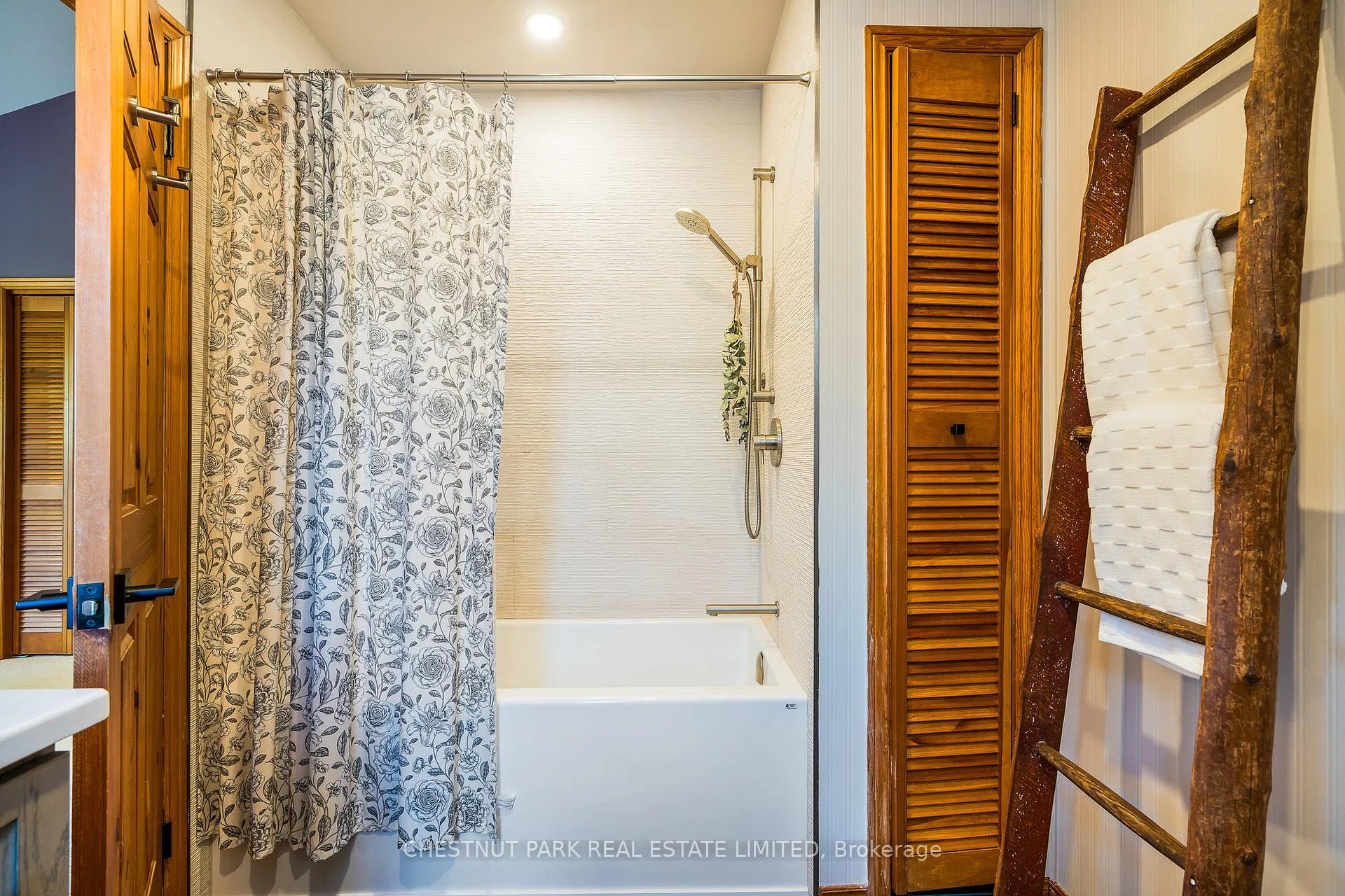 Photo 30 of Unit 9, 116 Hidden Lake Road, Blue Mountains — HOMEH
