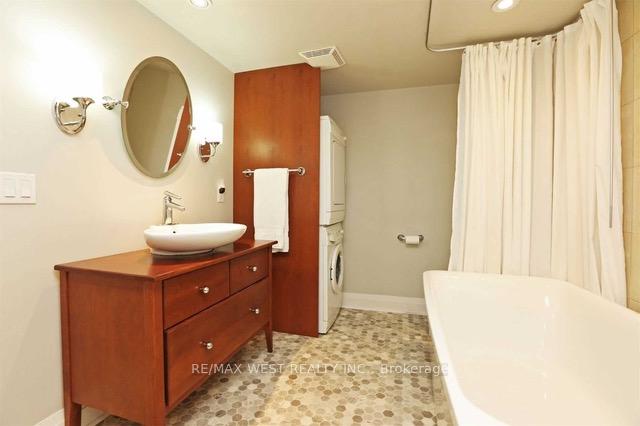 Photo 6 of Unit Bsmt, 5 Fenley Drive, Etobicoke, Kingsview Village-The Westway — HOMEH