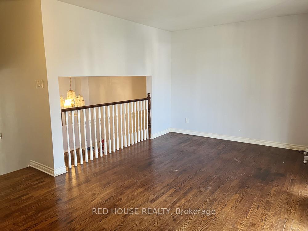 Photo 2 of 28 Kay Drive, Etobicoke, Mount Olive-Silverstone-Jamestown — HOMEH