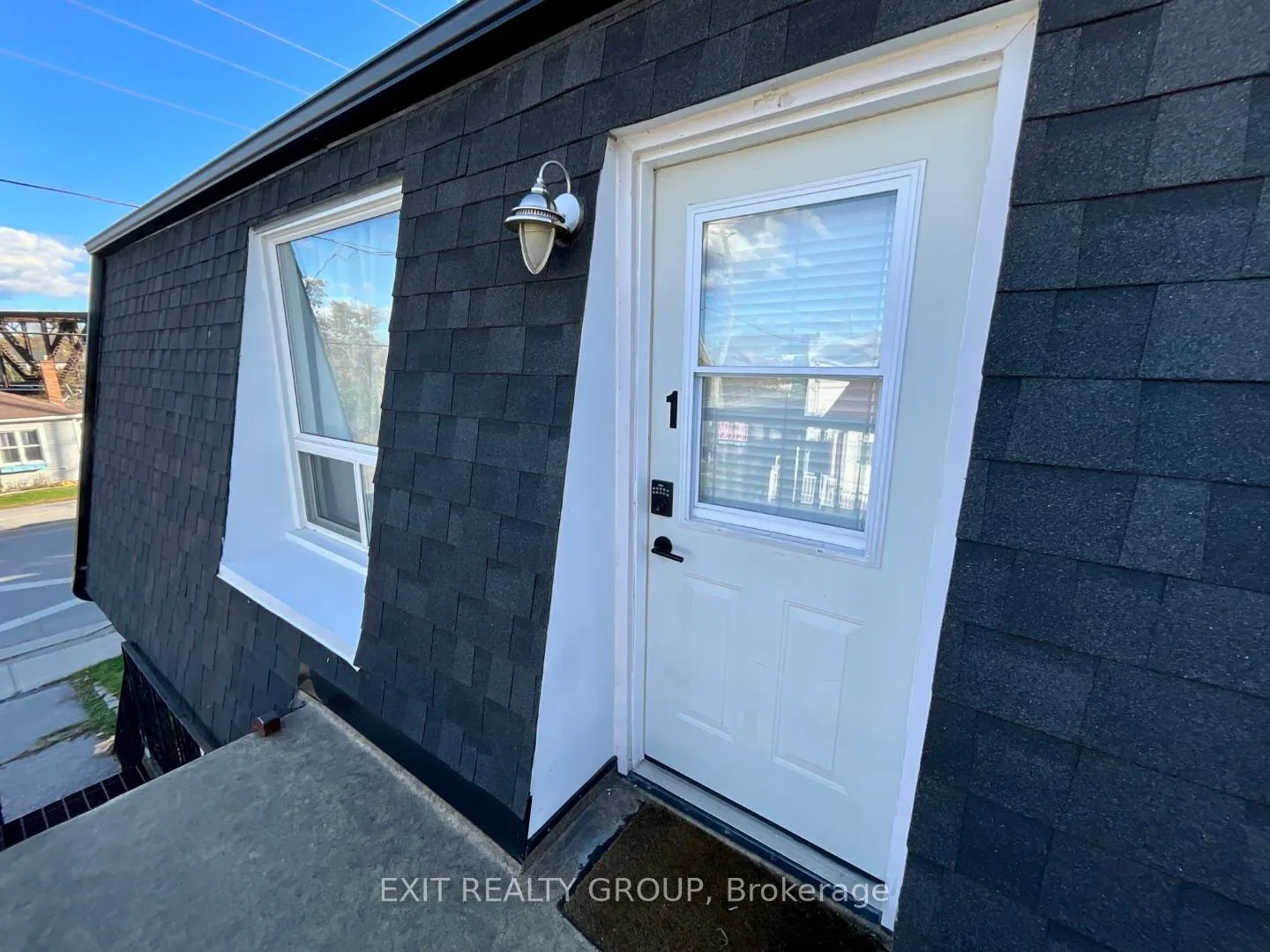 Photo 2 of Unit Unit 1, 156 Moira Street E, Belleville, Belleville Ward — HOMEH