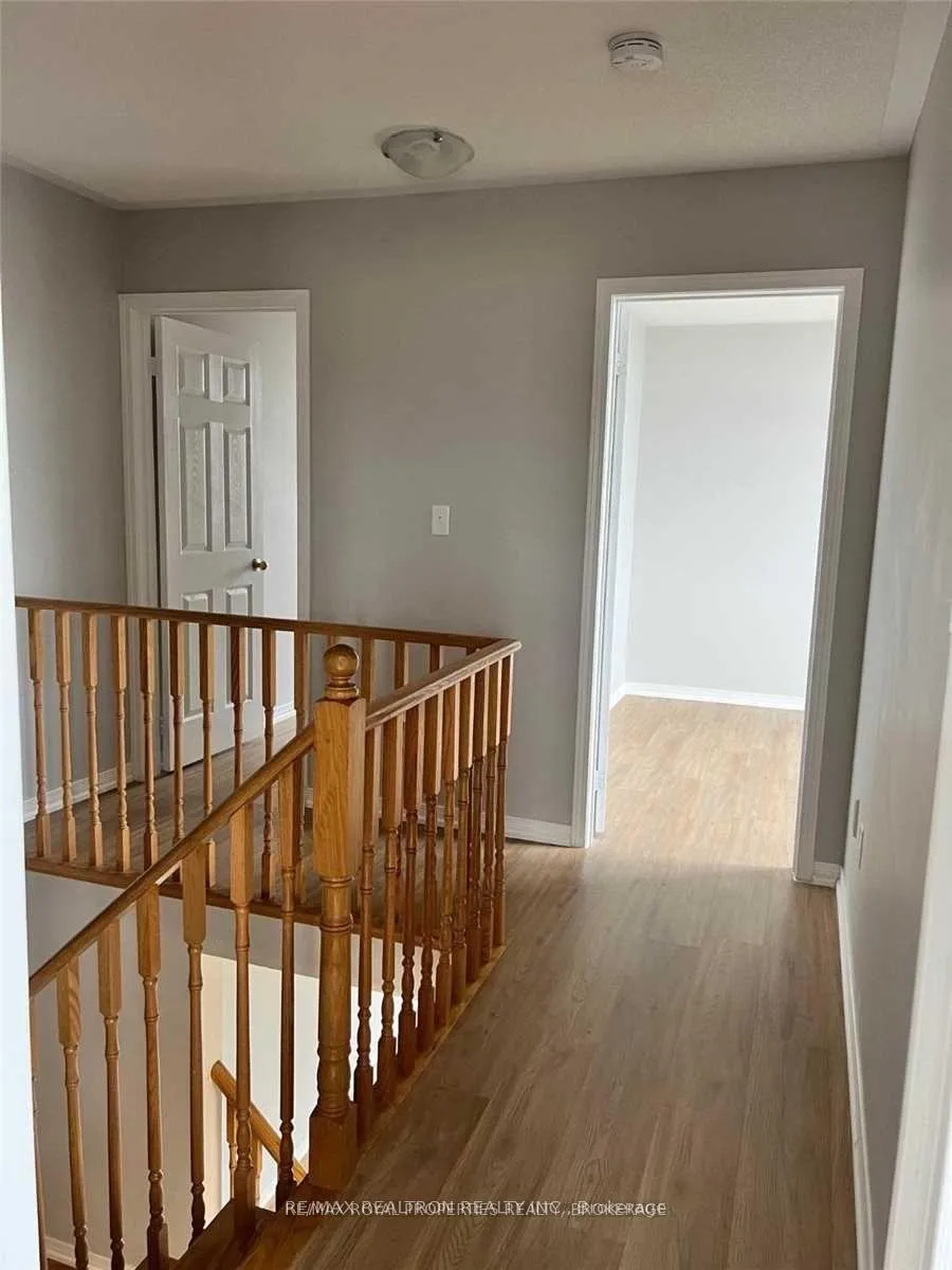Photo 14 of 309 Monarch Avenue, Ajax, South West — HOMEH