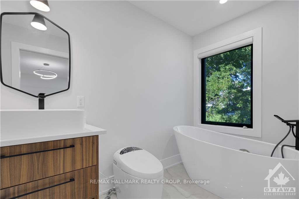 Photo 15 of 185 A & B Carleton Avenue, Ottawa, Ottawa West/Tunneys Pasture — HOMEH