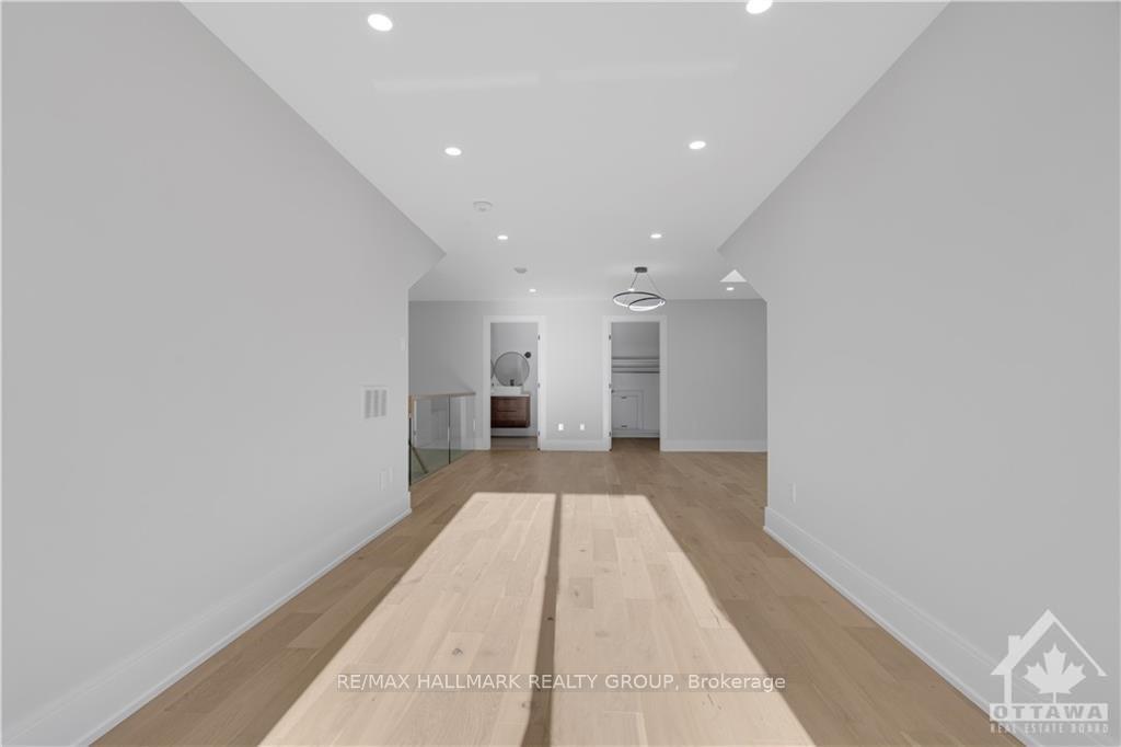 Photo 17 of 185 A & B Carleton Avenue, Ottawa, Ottawa West/Tunneys Pasture — HOMEH