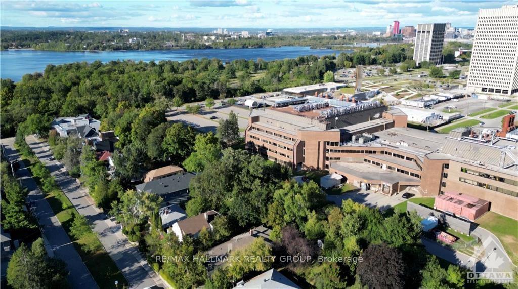 Photo 29 of 185 A & B Carleton Avenue, Ottawa, Ottawa West/Tunneys Pasture — HOMEH