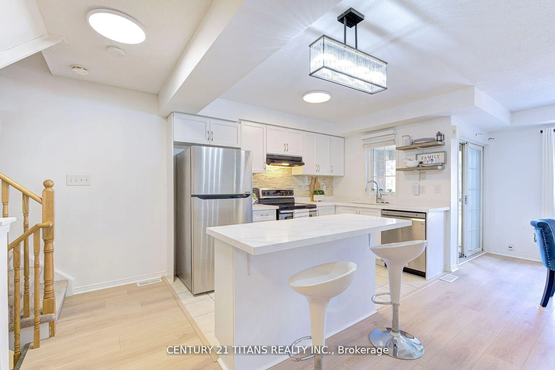 Photo 21 of 26 Pendrill Way, Ajax, Central East — HOMEH