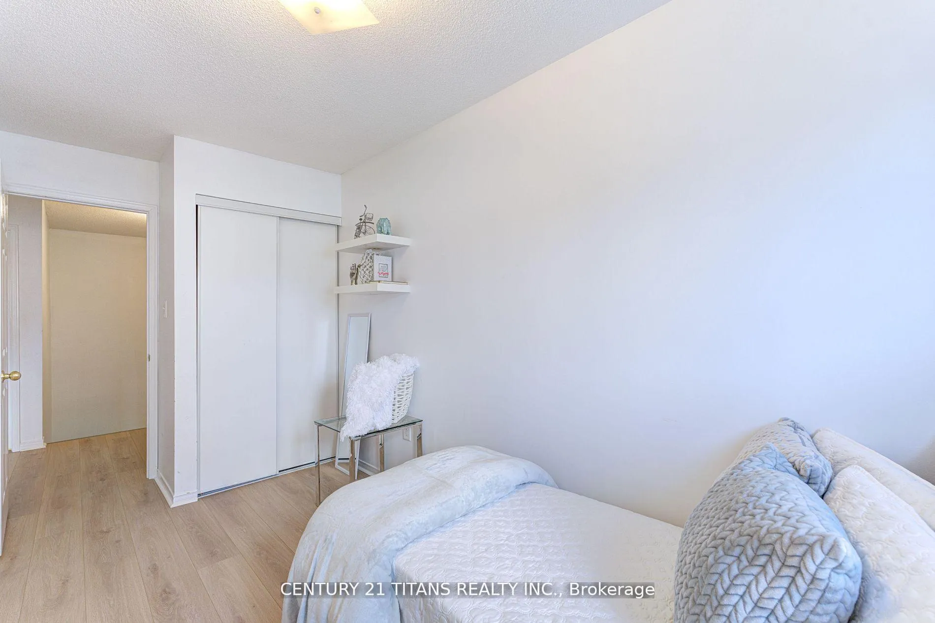 Photo 115 of 26 Pendrill Way, Ajax, Central East — HOMEH