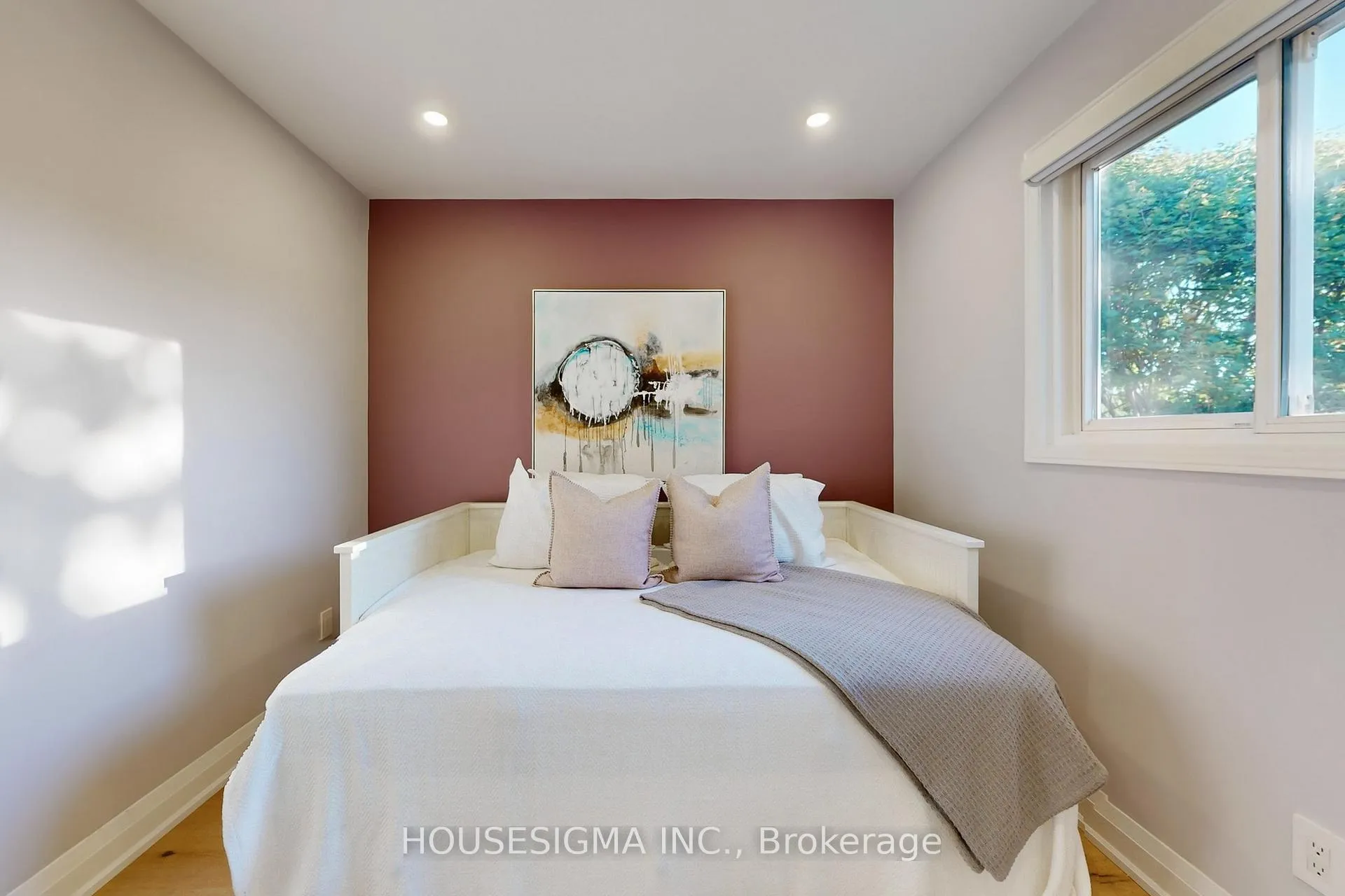 Photo 42 of 41 Underhill Crescent, Aurora, Aurora Highlands — HOMEH