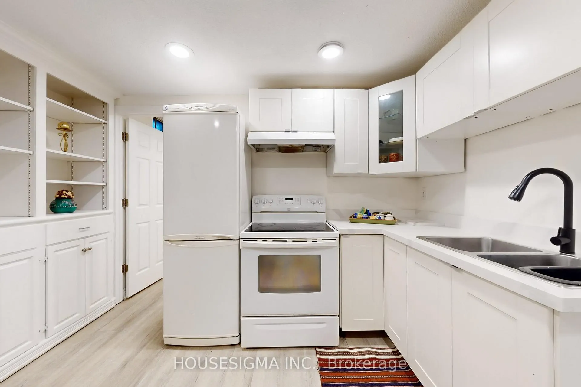 Photo 61 of 41 Underhill Crescent, Aurora, Aurora Highlands — HOMEH