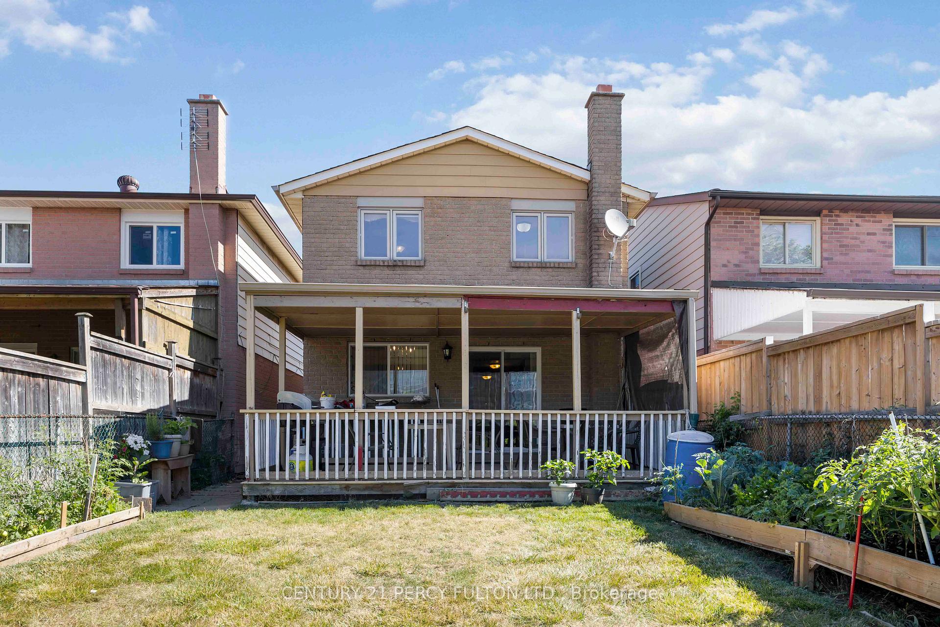 Photo 19 of 17 Woodsview Avenue, Etobicoke, West Humber-Clairville — HOMEH