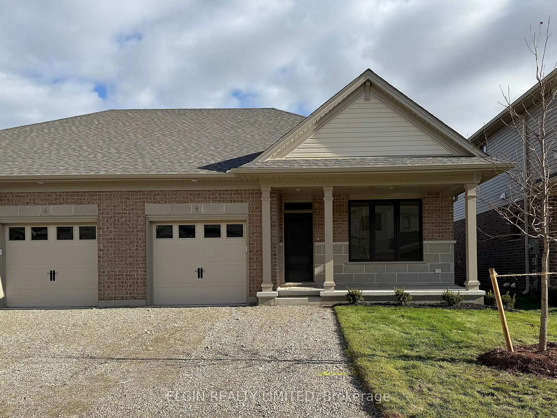 Photo 2 of 8 Hemlock Crescent, Aylmer — HOMEH