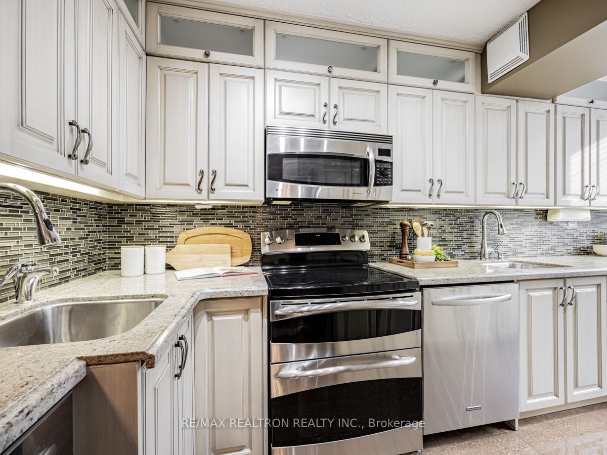 Photo 42 of Unit 404, 22 Shallmar Boulevard, Toronto, Forest Hill North — HOMEH
