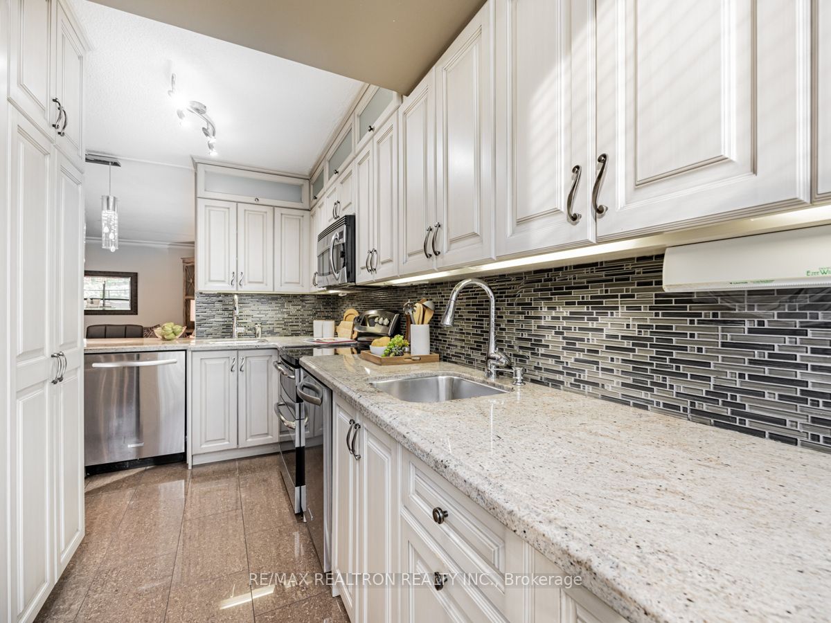 Photo 43 of Unit 404, 22 Shallmar Boulevard, Toronto, Forest Hill North — HOMEH
