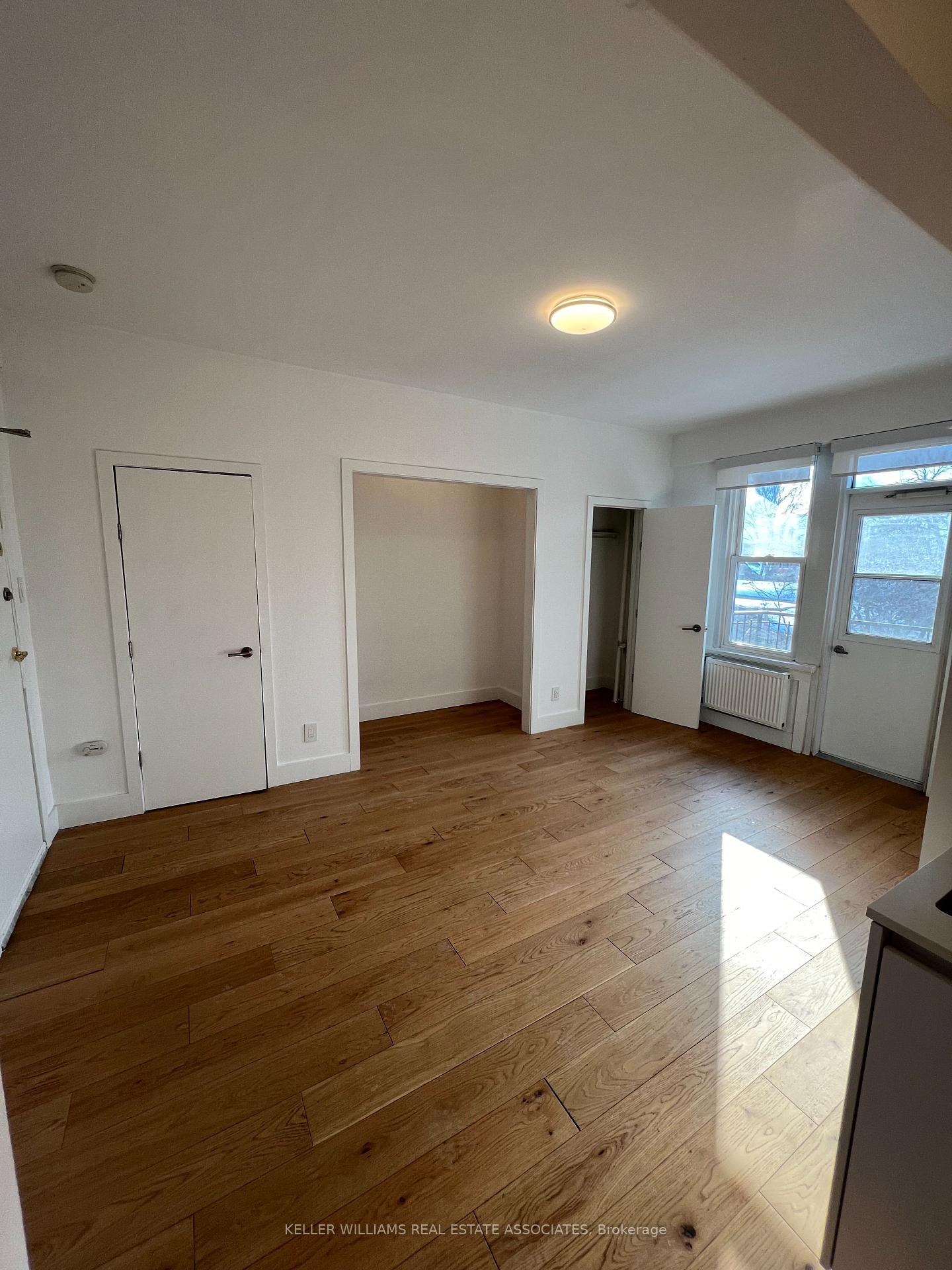 Photo 2 of Unit 409, 160 Huron Street, Toronto, Kensington-Chinatown — HOMEH