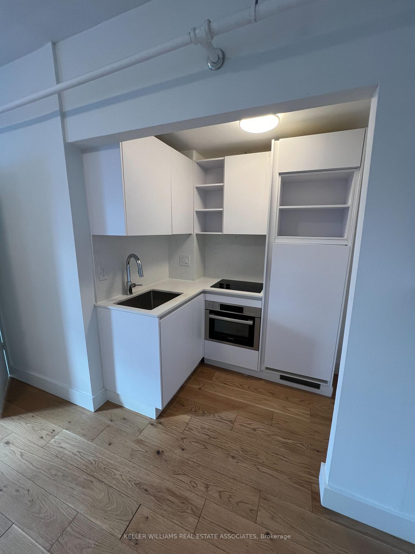 Photo 4 of Unit 409, 160 Huron Street, Toronto, Kensington-Chinatown — HOMEH