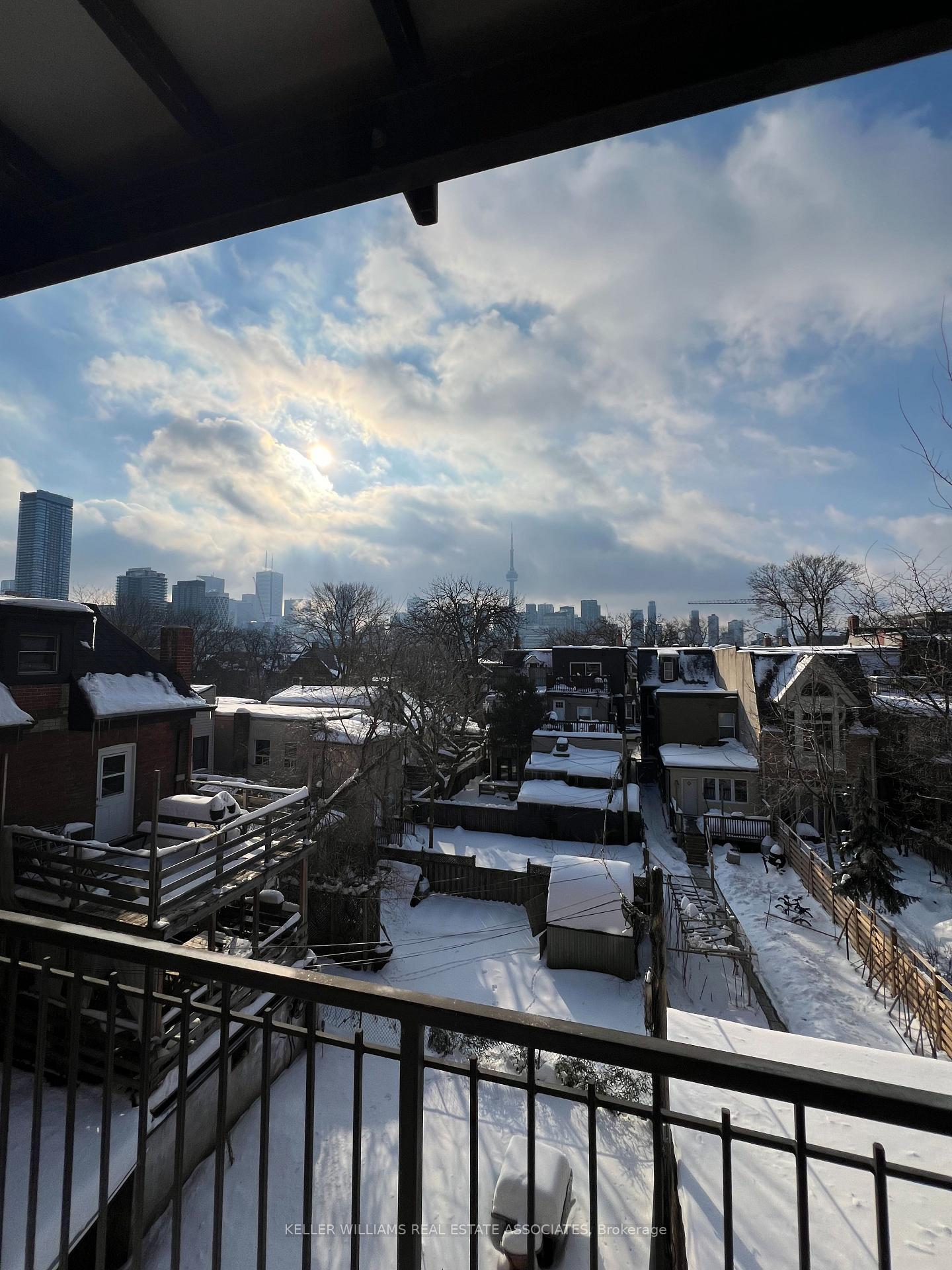 Photo 8 of Unit 409, 160 Huron Street, Toronto, Kensington-Chinatown — HOMEH