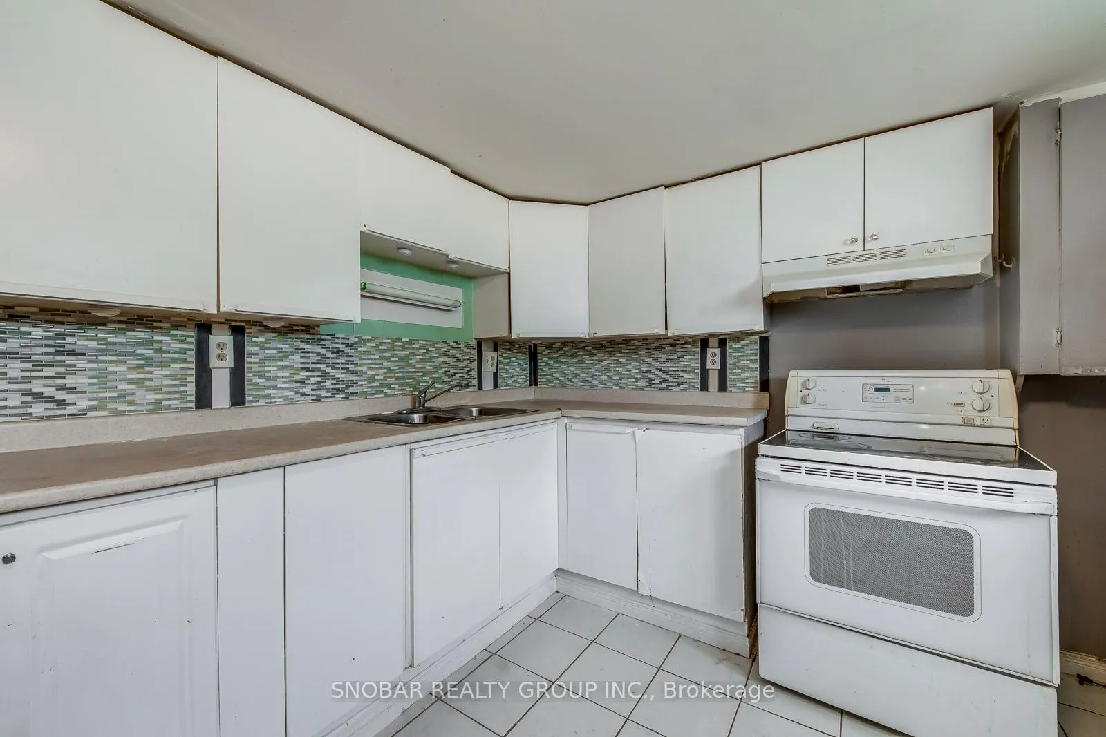 Photo 1 of Unit Basement, 186 Thistle Down Boulevard, Etobicoke, Thistletown-Beaumonde Heights — HOMEH