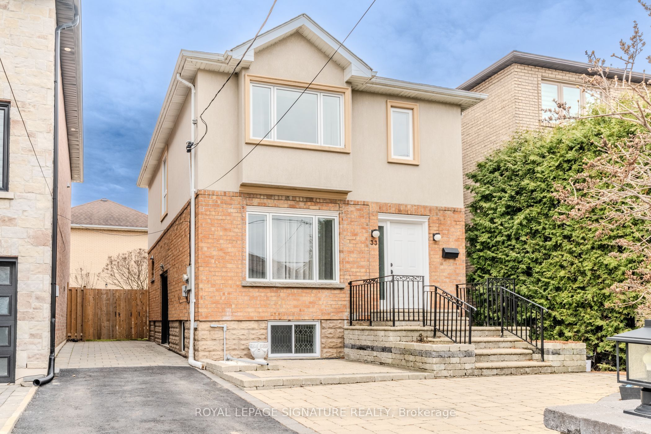 Photo 37 of 33 Lockheed Boulevard, Etobicoke, Humber Heights — HOMEH