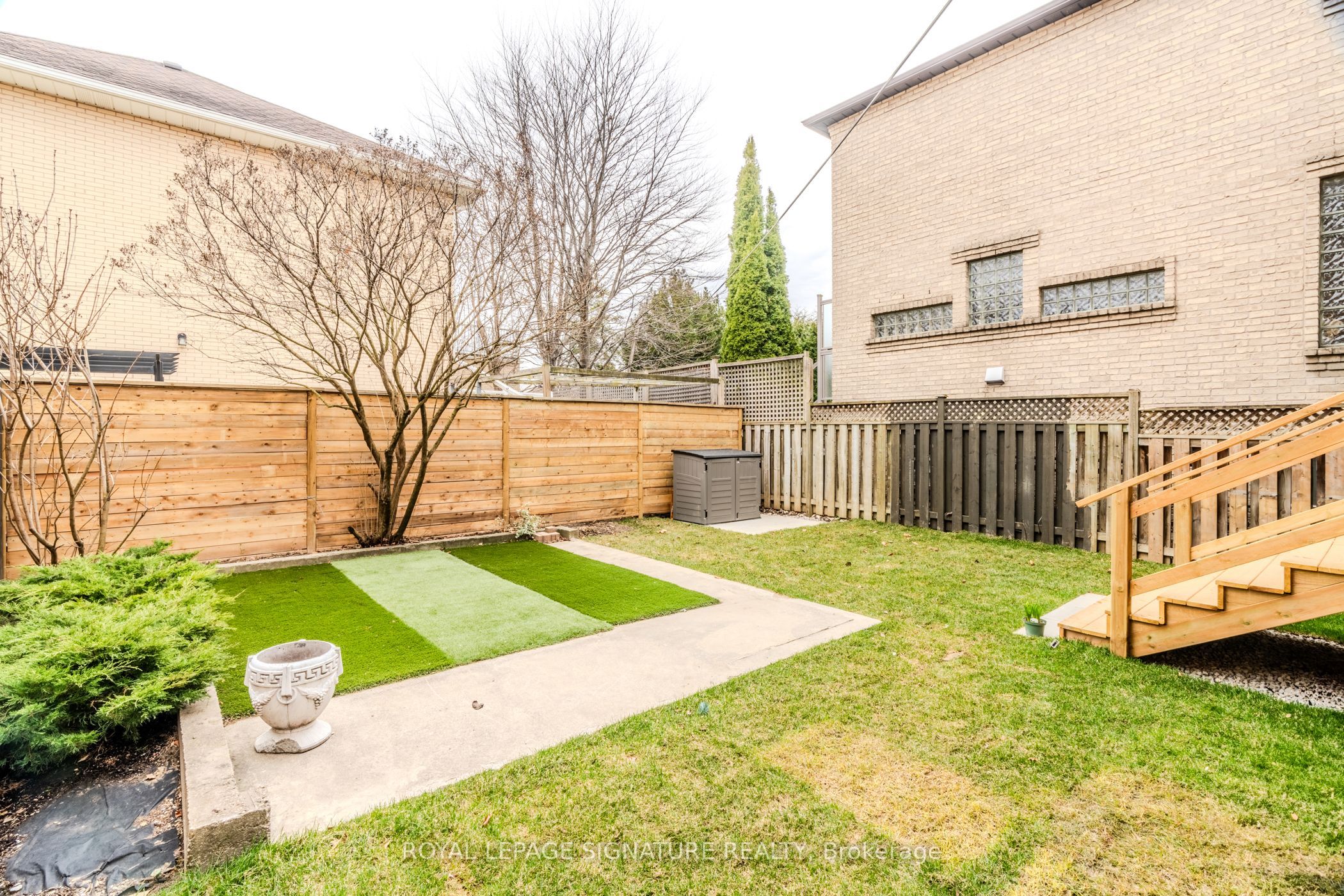 Photo 40 of 33 Lockheed Boulevard, Etobicoke, Humber Heights — HOMEH
