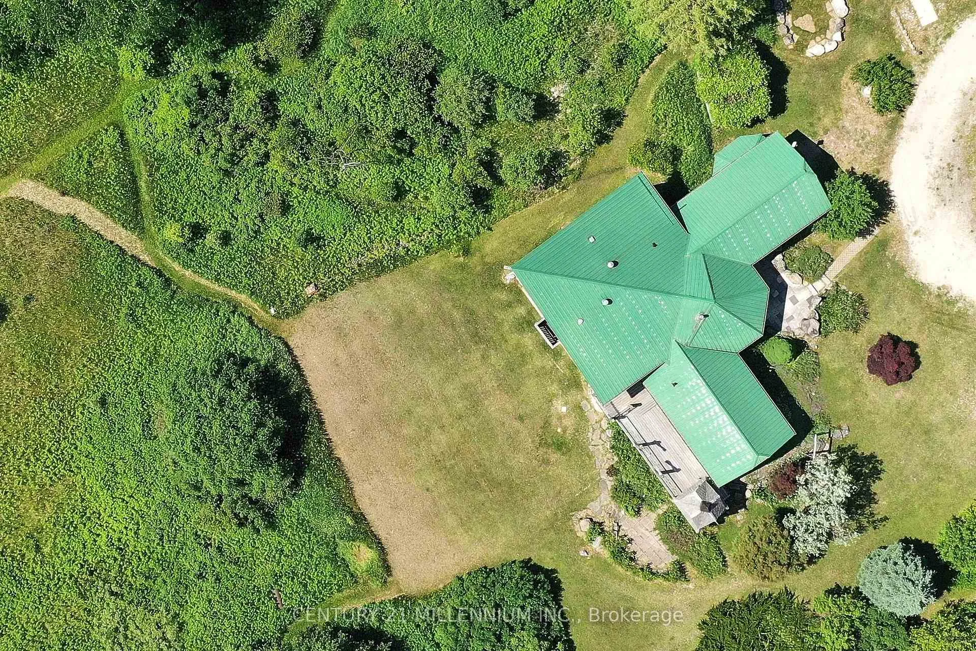 Photo 15 of 23 Grand View Road, Amaranth, Rural Amaranth — HOMEH
