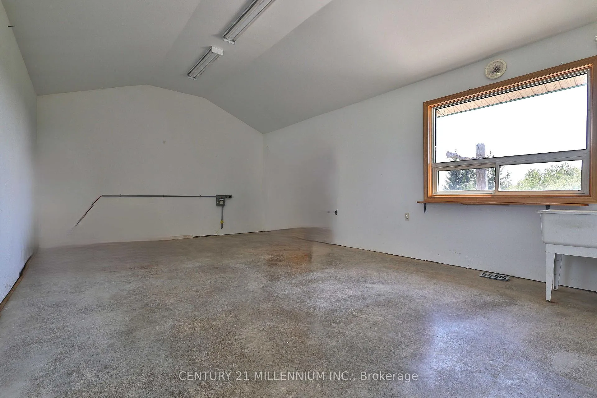Photo 70 of 23 Grand View Road, Amaranth, Rural Amaranth — HOMEH