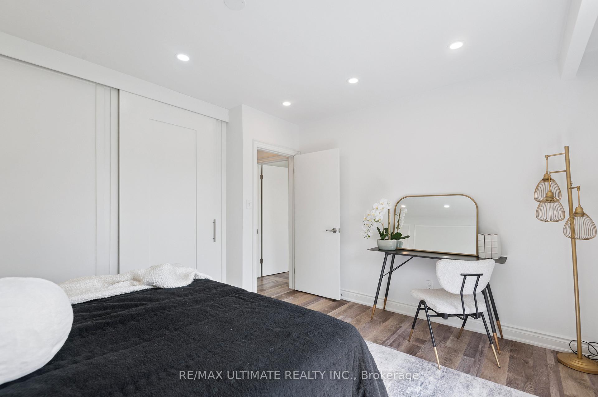 Photo 12 of 68 Barkwin Drive, Etobicoke, Thistletown-Beaumonde Heights — HOMEH