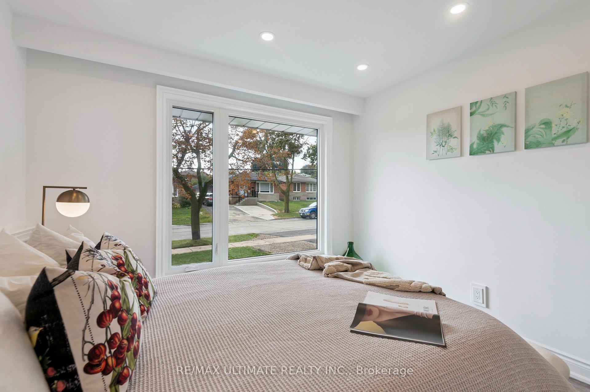 Photo 15 of 68 Barkwin Drive, Etobicoke, Thistletown-Beaumonde Heights — HOMEH