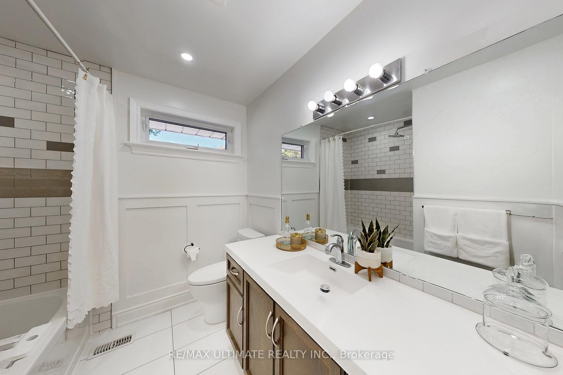 Photo 16 of 68 Barkwin Drive, Etobicoke, Thistletown-Beaumonde Heights — HOMEH
