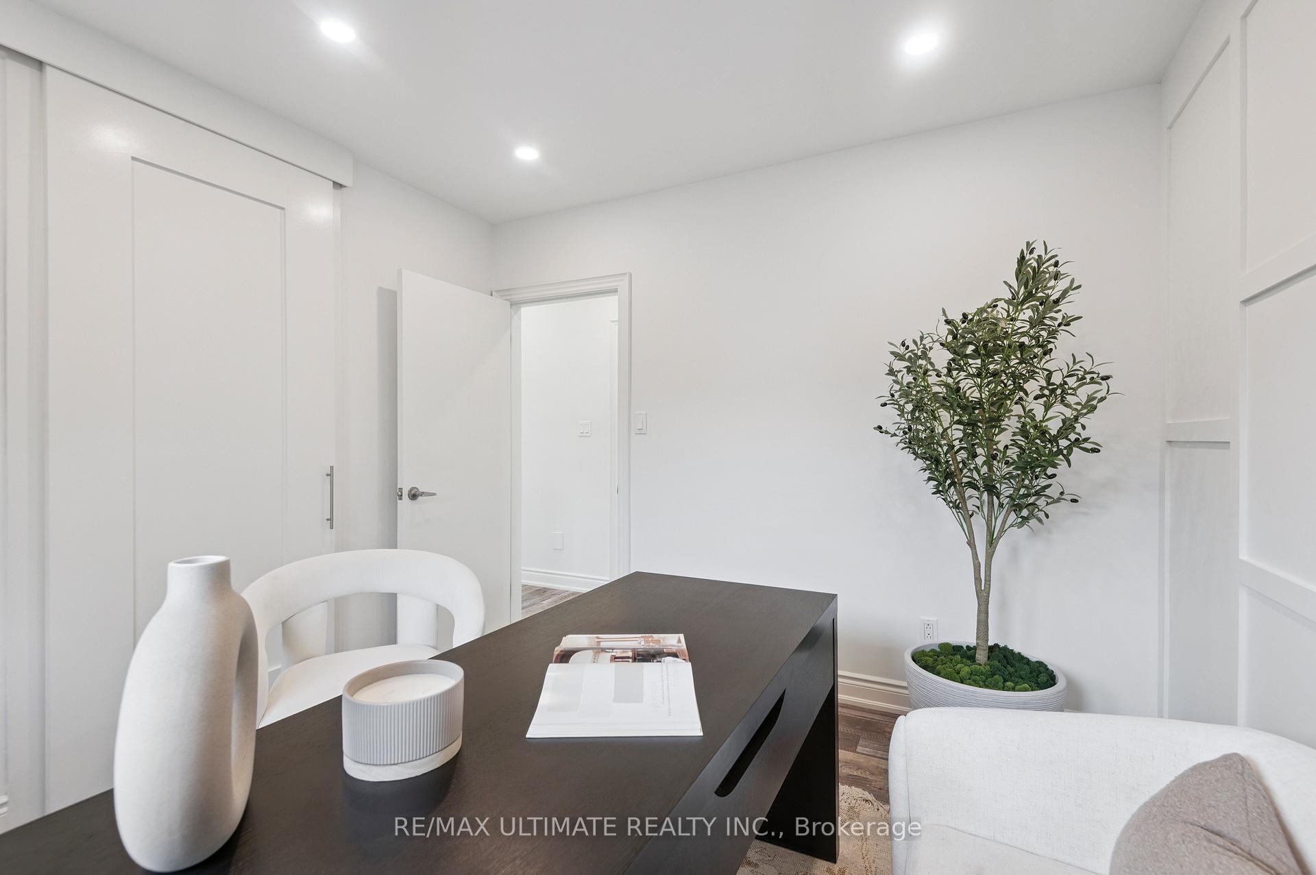 Photo 19 of 68 Barkwin Drive, Etobicoke, Thistletown-Beaumonde Heights — HOMEH