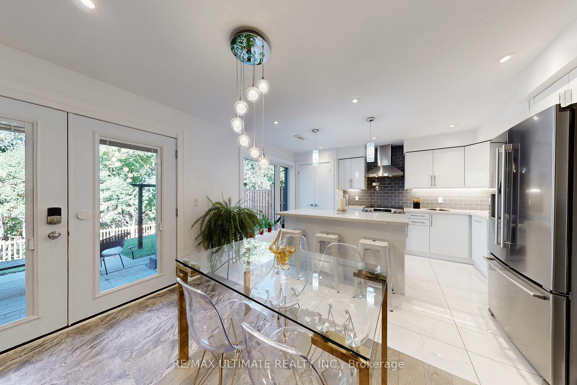 Photo 30 of 68 Barkwin Drive, Etobicoke, Thistletown-Beaumonde Heights — HOMEH