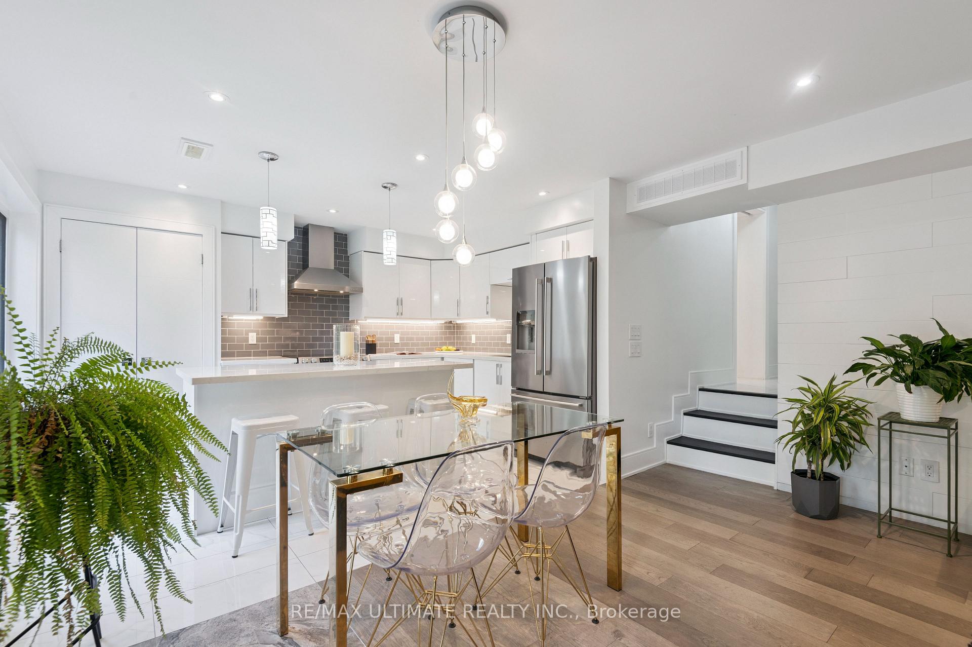 Photo 31 of 68 Barkwin Drive, Etobicoke, Thistletown-Beaumonde Heights — HOMEH