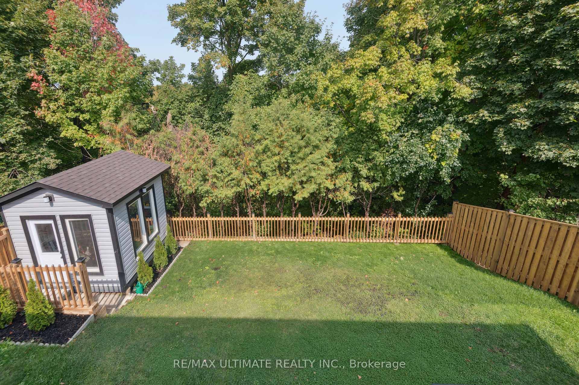 Photo 39 of 68 Barkwin Drive, Etobicoke, Thistletown-Beaumonde Heights — HOMEH