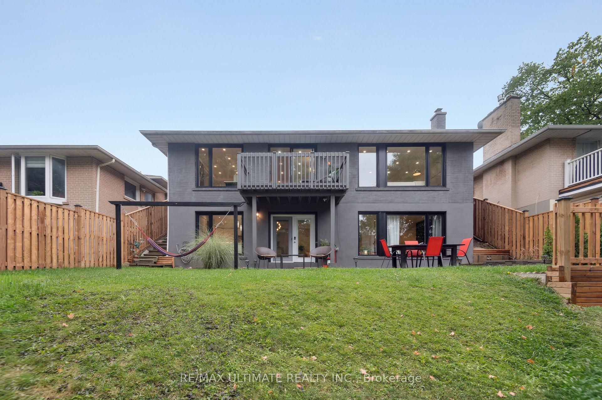 Photo 42 of 68 Barkwin Drive, Etobicoke, Thistletown-Beaumonde Heights — HOMEH