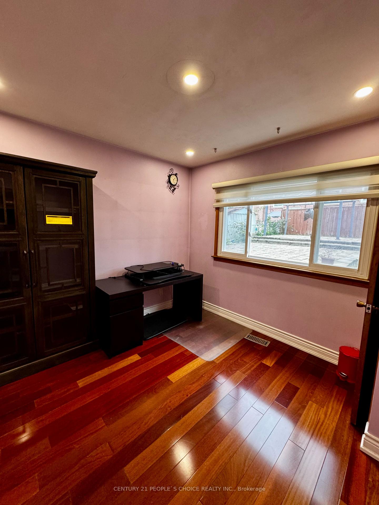 Photo 9 of 116 Mercury Road, Etobicoke, West Humber-Clairville — HOMEH