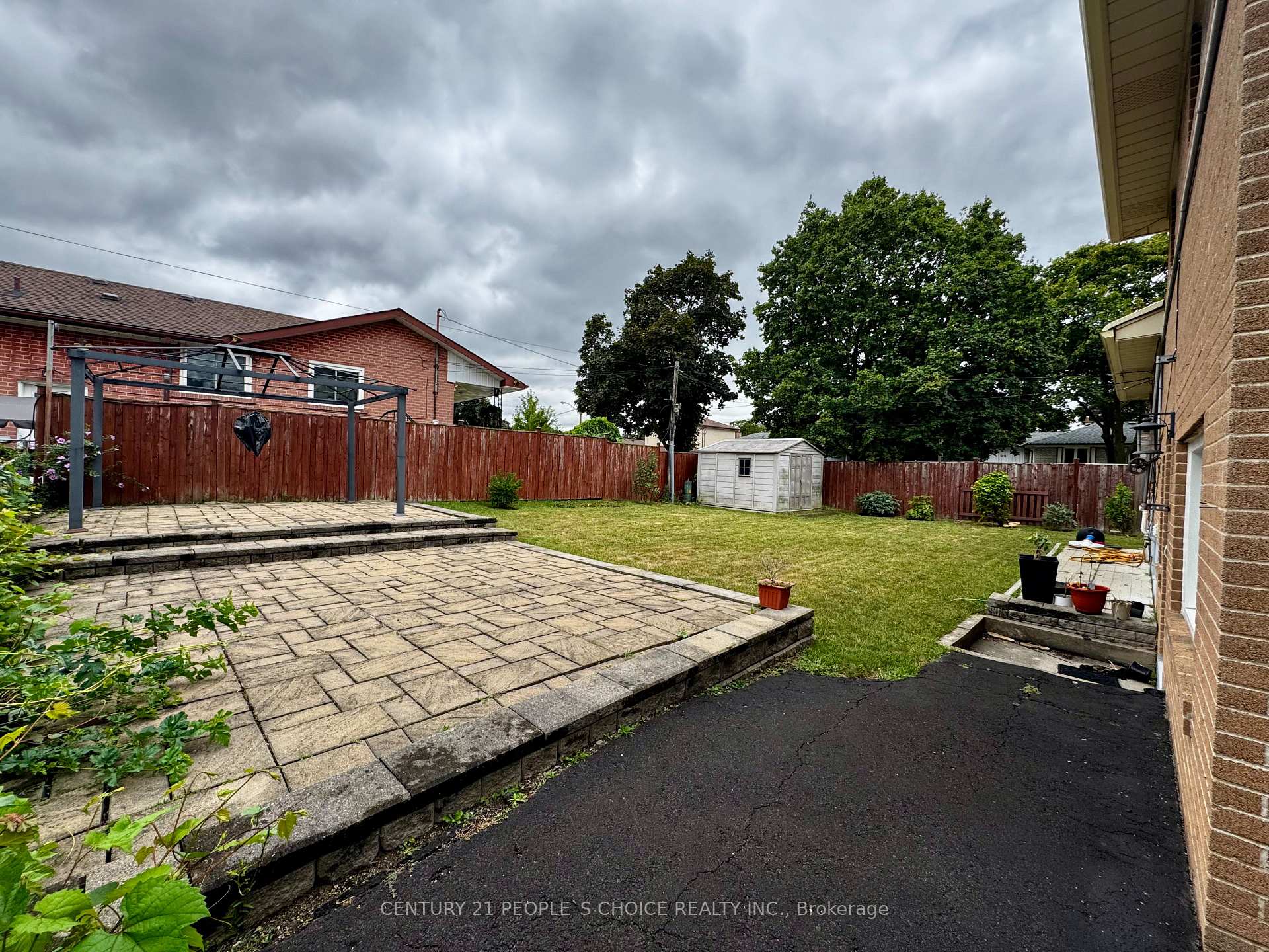 Photo 15 of 116 Mercury Road, Etobicoke, West Humber-Clairville — HOMEH