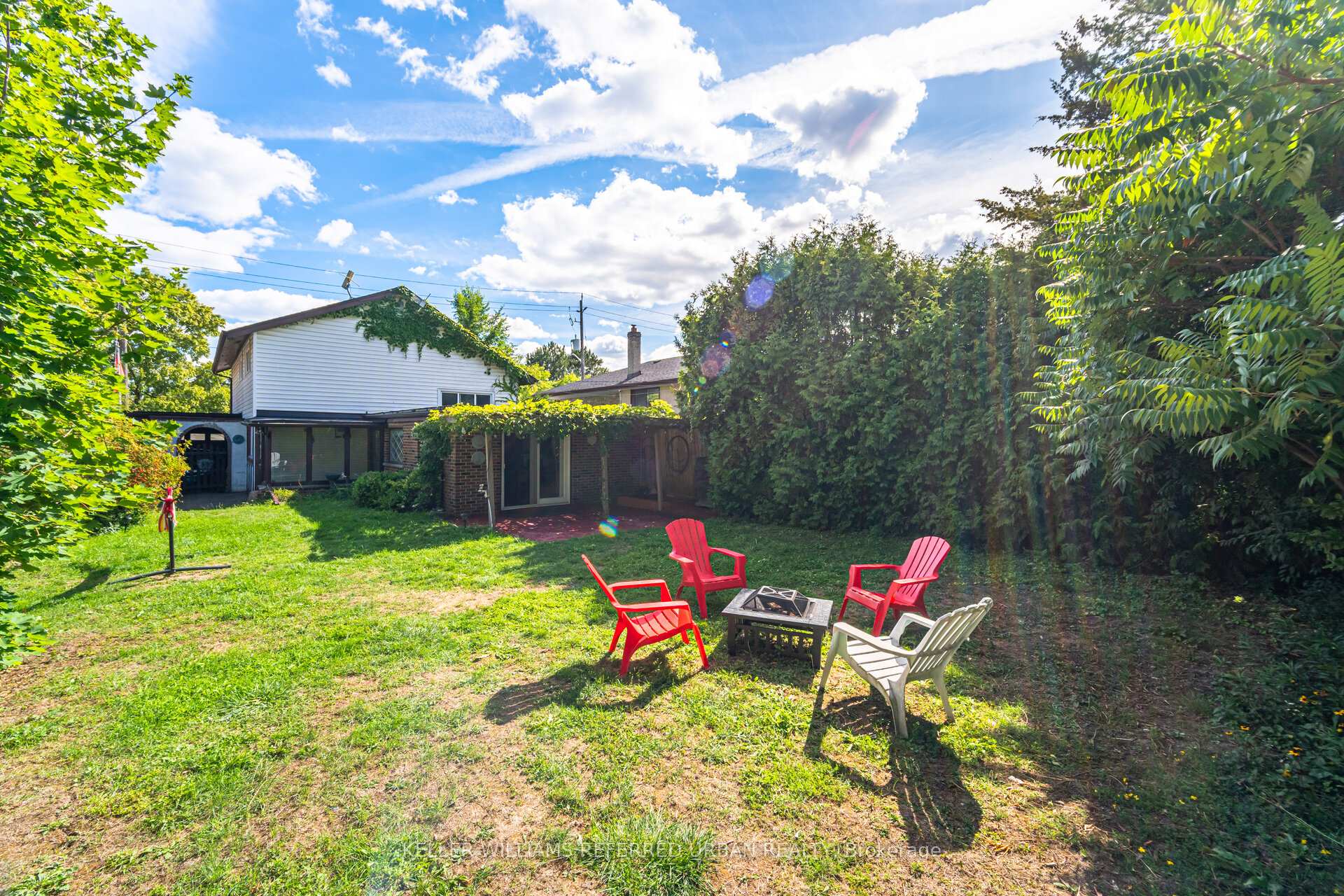 Photo 35 of 60 Hinton Road, Etobicoke, Rexdale-Kipling — HOMEH
