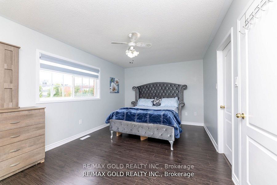 Photo 59 of 19 Thunderbird Trail, Brampton, Sandringham-Wellington — HOMEH