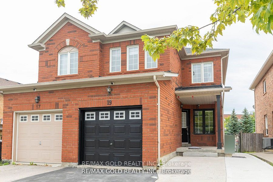 Photo 40 of 19 Thunderbird Trail, Brampton, Sandringham-Wellington — HOMEH