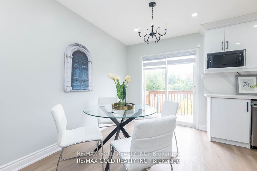 Photo 51 of 19 Thunderbird Trail, Brampton, Sandringham-Wellington — HOMEH