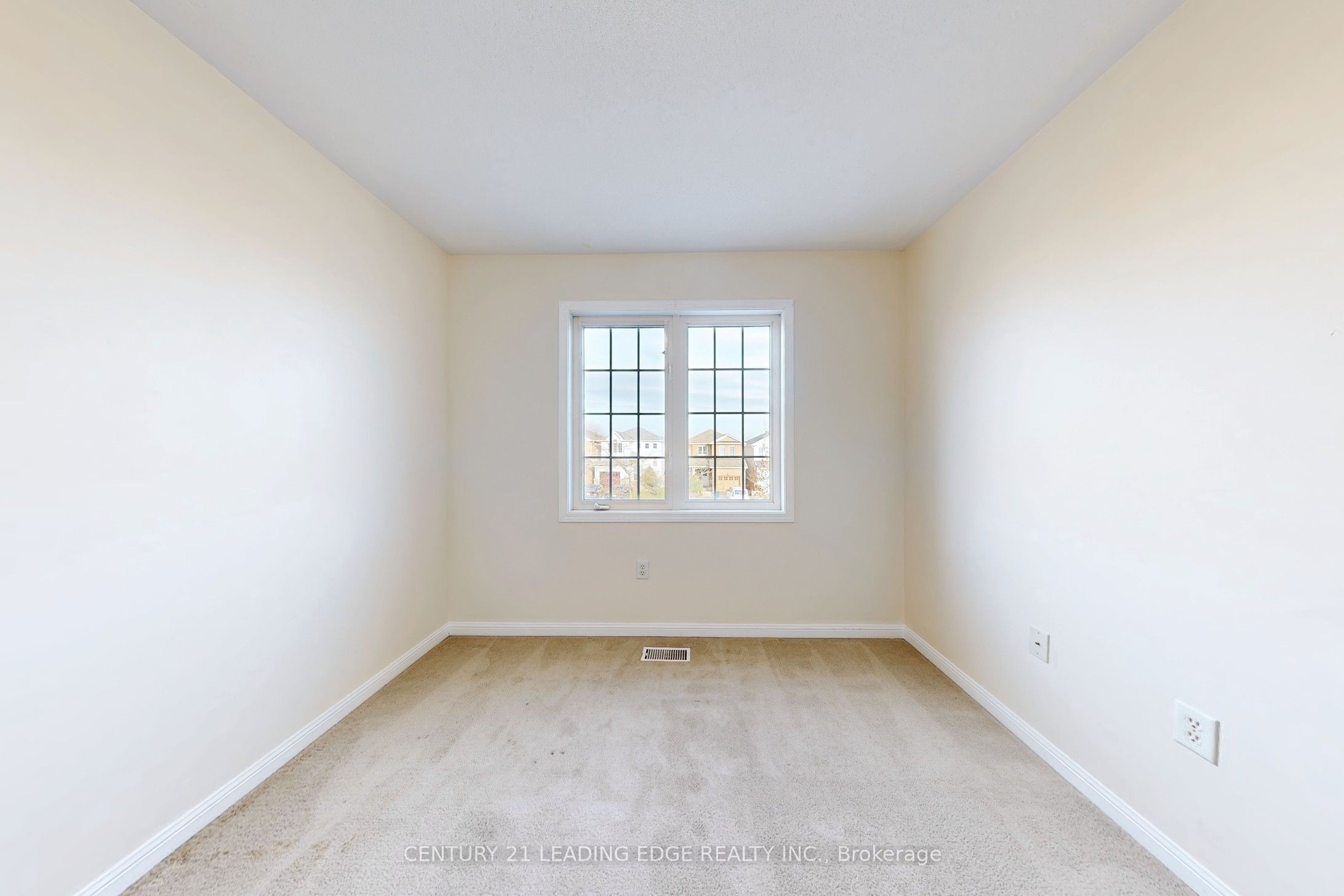 Photo 61 of 120 Brooking Street, Clarington, Bowmanville — HOMEH