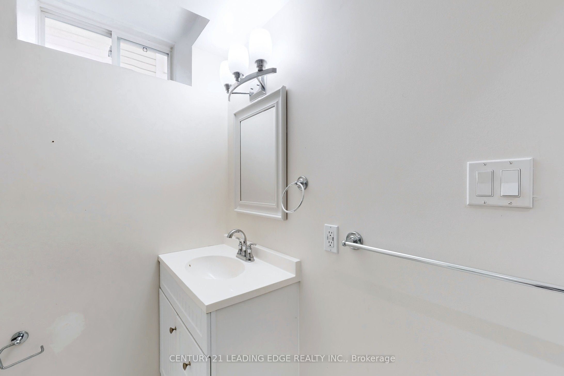 Photo 71 of 120 Brooking Street, Clarington, Bowmanville — HOMEH